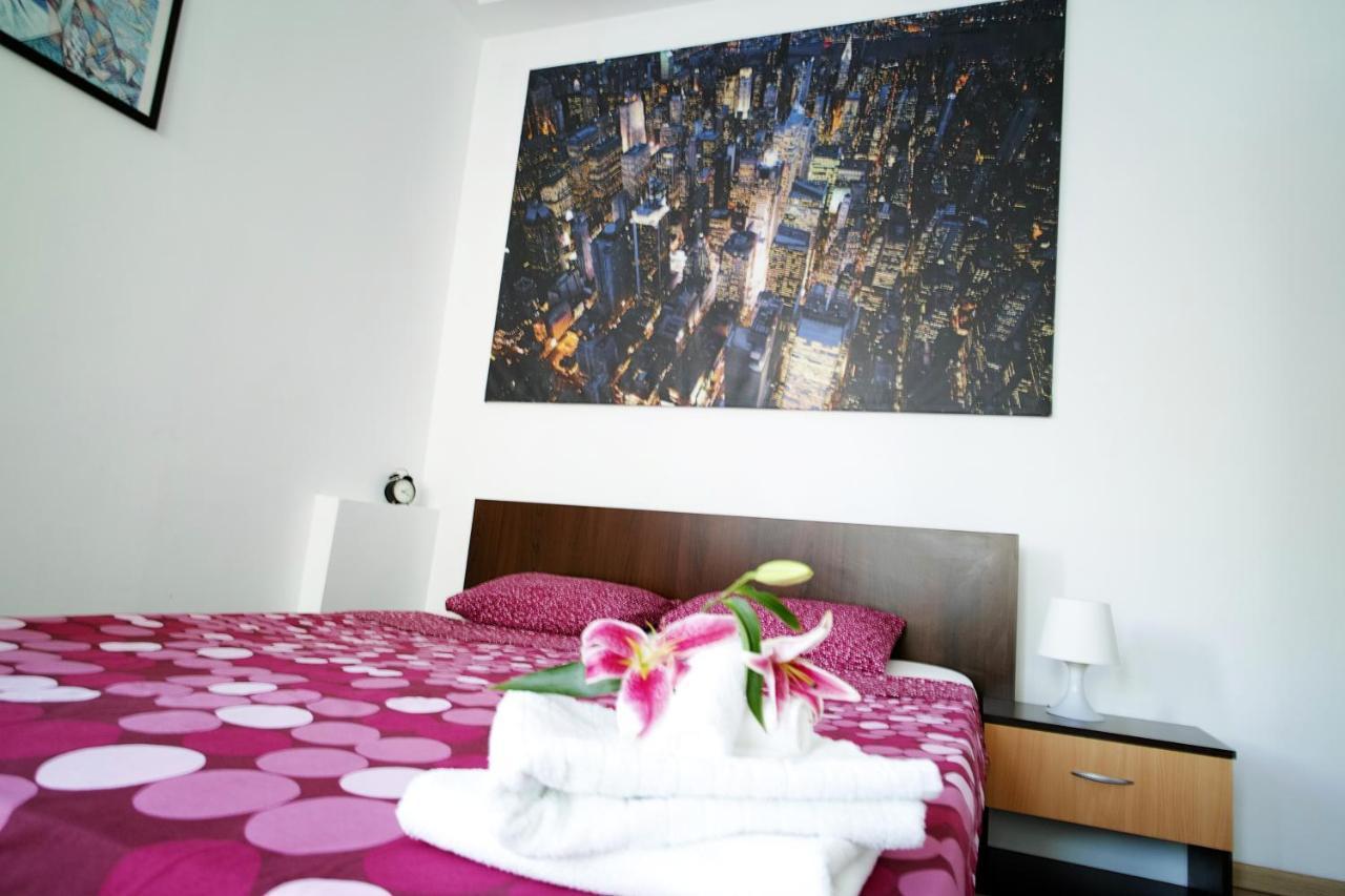 Apartament Luxury Apartament Bukareszt Zewnętrze zdjęcie
